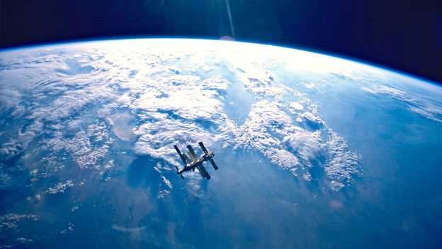 station-mir-2001-point-nemo