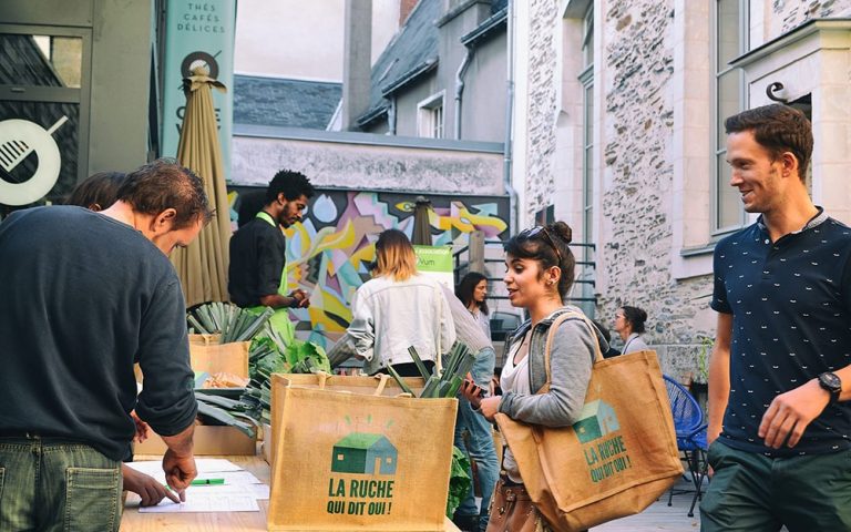 ruche-alternative-supermarche-consommer-autrement-vrac-amap